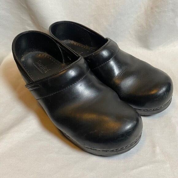 SANITA Black Leather Slip On Womens Size 10.5 EU 41 Chef Nurse Work Shoes Clogs - Picture 2 of 8